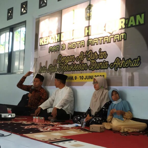 Kemah Daurah AL-QUR’ANKemah Daurah Al-Qur’an: Perpanjangan Kegiatan Literasi Al-Qur’an yang Membuka Peluang Baru bagi Siswa MAN 3 Mataram